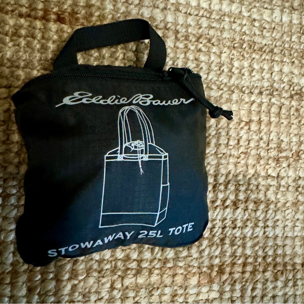 Eddie Bauer Stowaway 25L Tote
